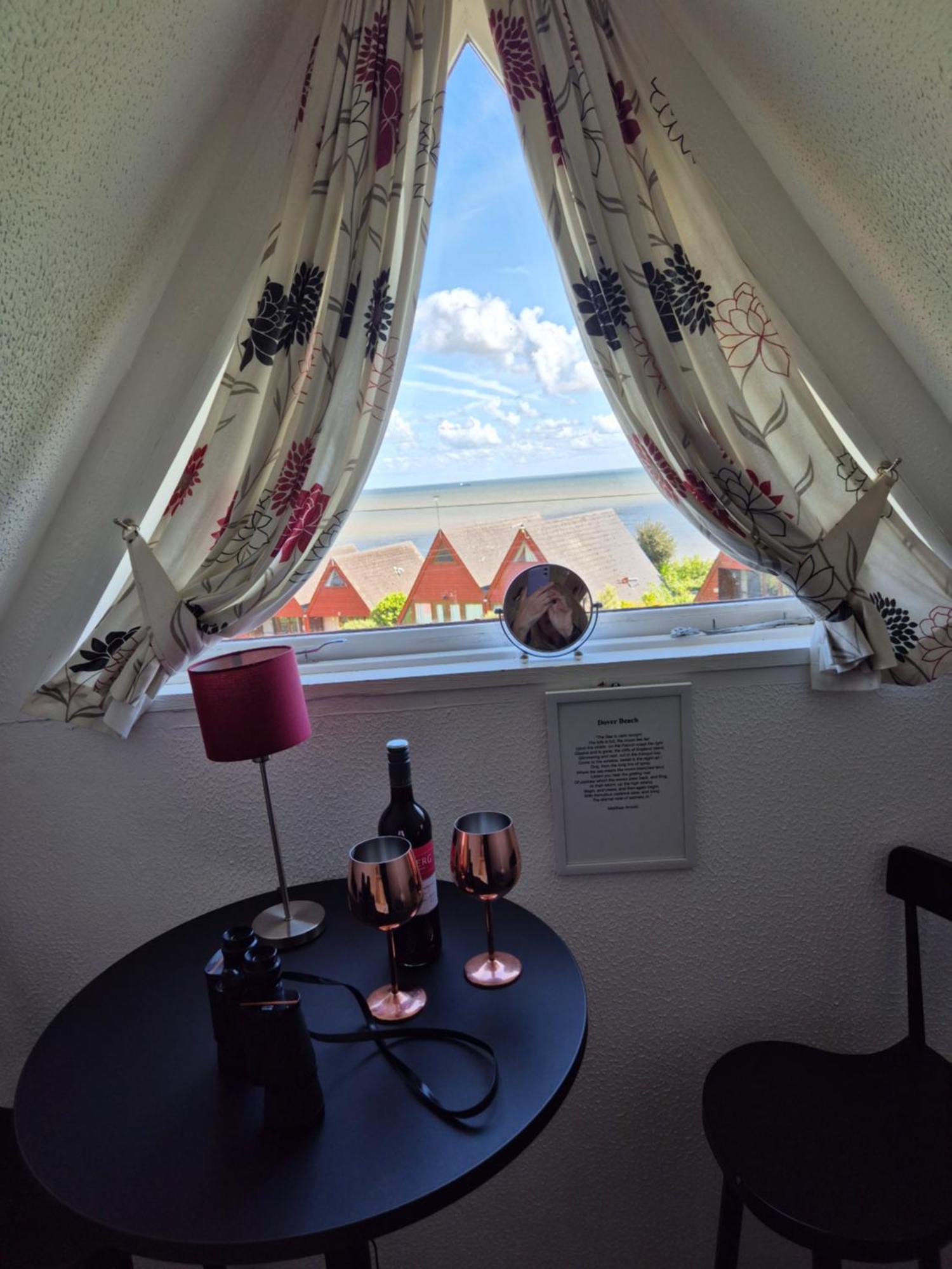 Wow! Amazing Sea Views At Coastal Chalet In Kingsdown Park With Pool No 40 Βίλα Εξωτερικό φωτογραφία