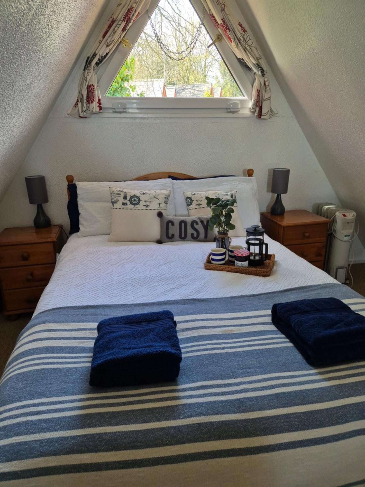 Wow! Amazing Sea Views At Coastal Chalet In Kingsdown Park With Pool No 40 Βίλα Εξωτερικό φωτογραφία