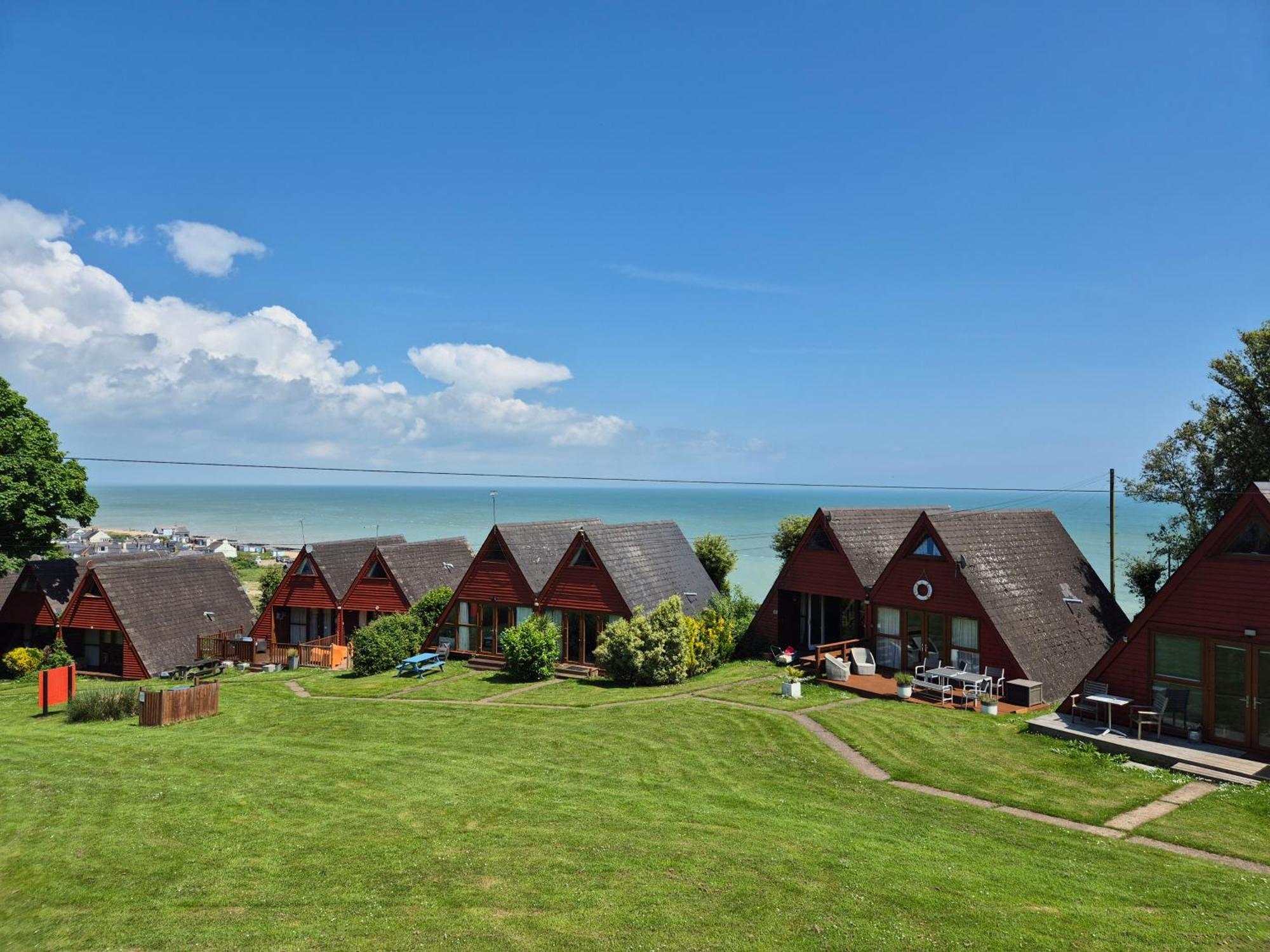 Wow! Amazing Sea Views At Coastal Chalet In Kingsdown Park With Pool No 40 Βίλα Εξωτερικό φωτογραφία